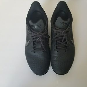 Air Behold Low NBK (lightly worn, like new)